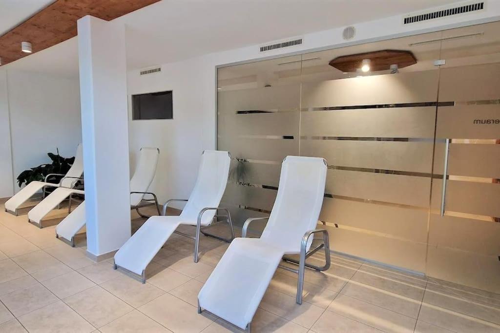 2-Zimmer Wohnung, Pools, Sauna Und Balkon Sankt Englmar Bagian luar foto