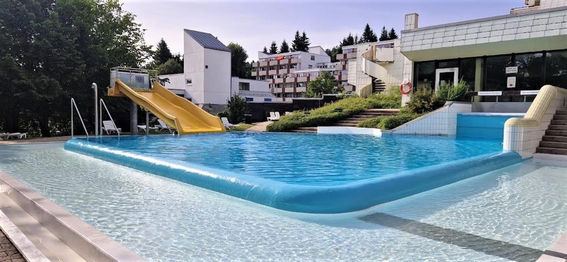2-Zimmer Wohnung, Pools, Sauna Und Balkon Sankt Englmar Ruang foto